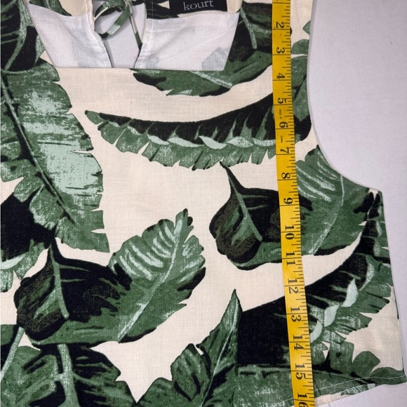 Kourt Green Leaf Print Women's Crop Top - Picture 10 of 12